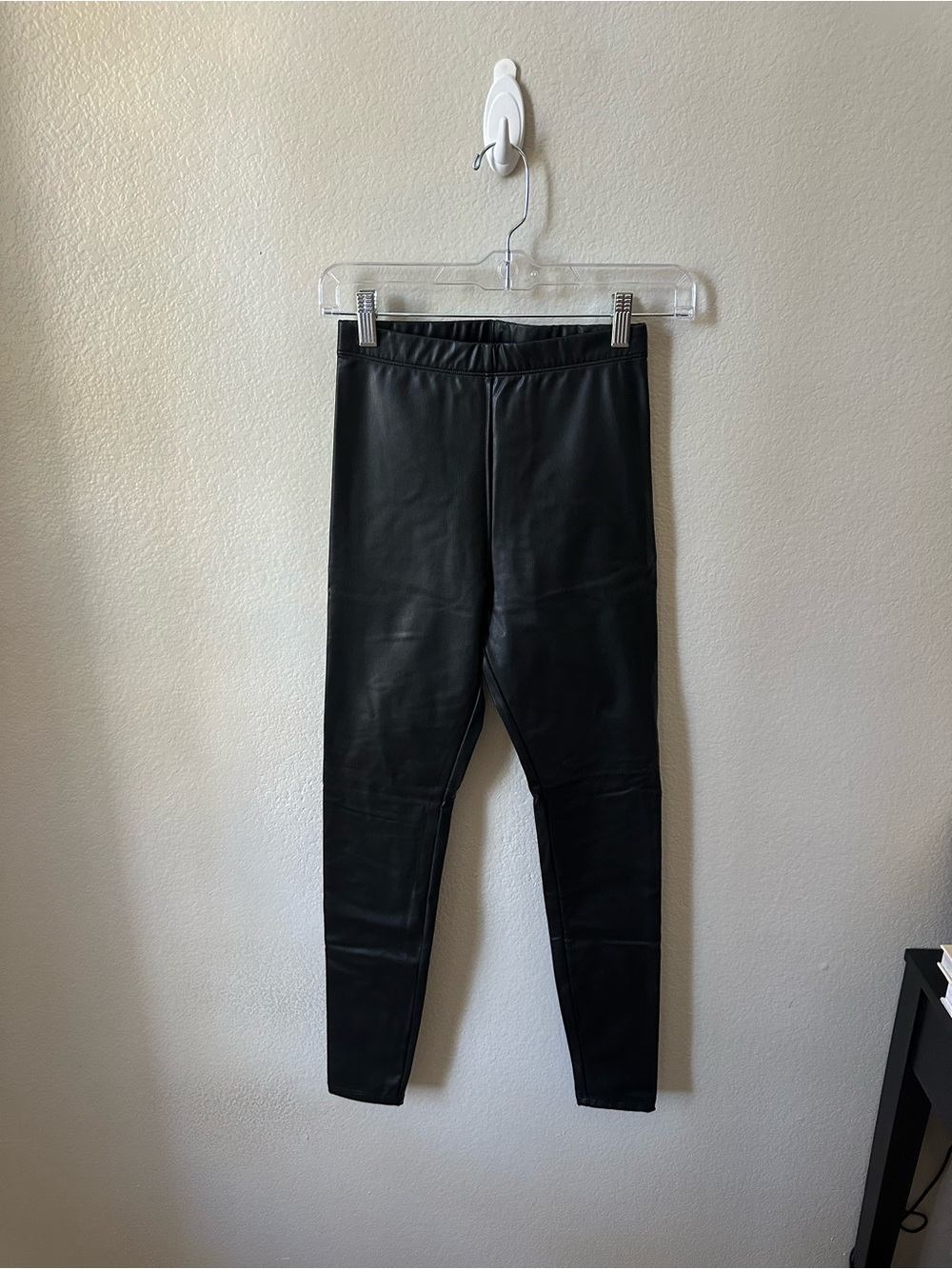 H&M Black Faux Leather Leggings - Sleek Stretch Fit